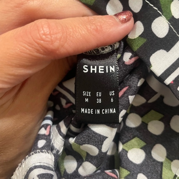 Size Medium SHEIN one shoulder jumpsuit - Picture 4 of 6